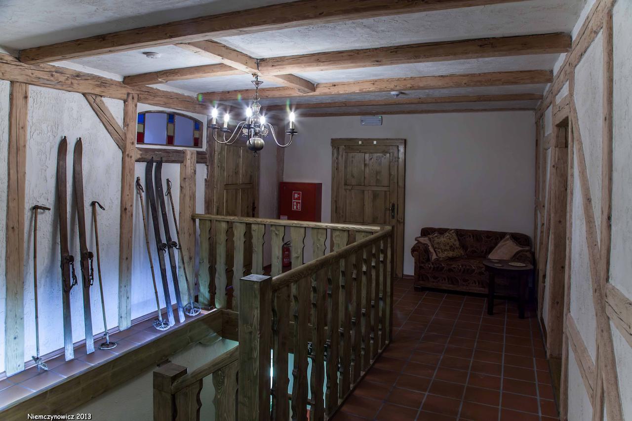 Karczma Belty Bed and Breakfast Glinno Exteriör bild