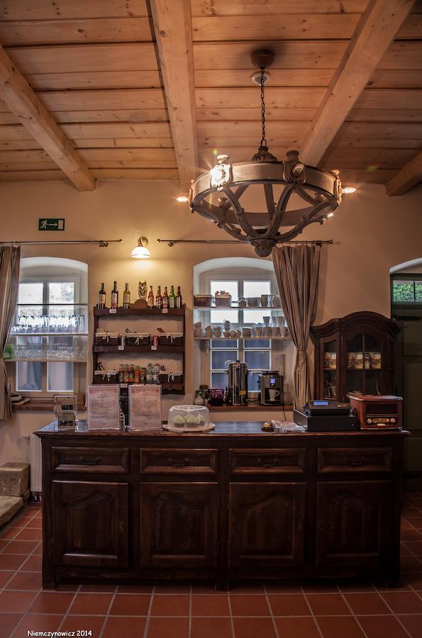 Karczma Belty Bed and Breakfast Glinno Exteriör bild