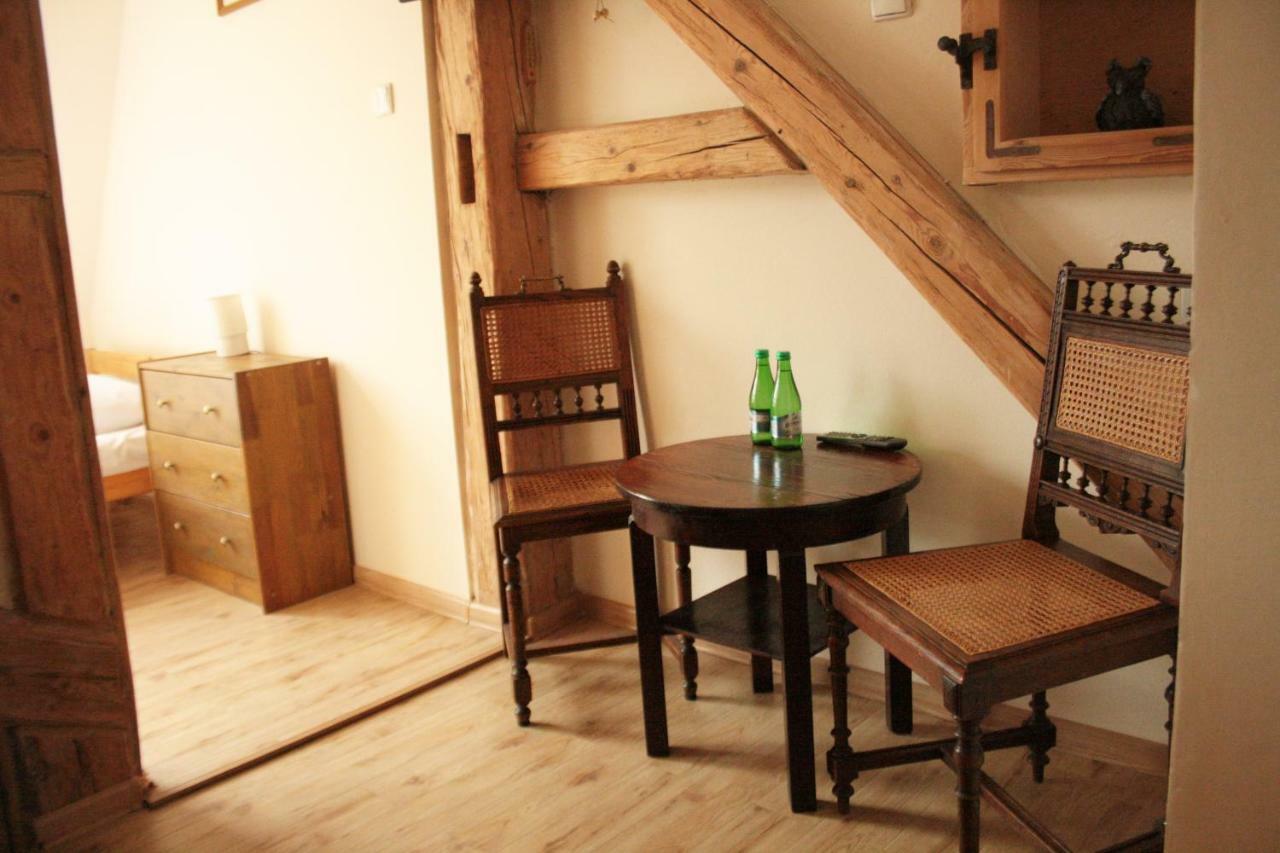 Karczma Belty Bed and Breakfast Glinno Exteriör bild