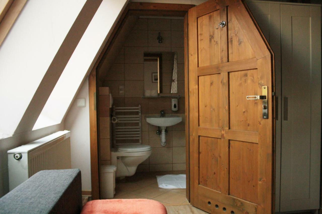 Karczma Belty Bed and Breakfast Glinno Exteriör bild