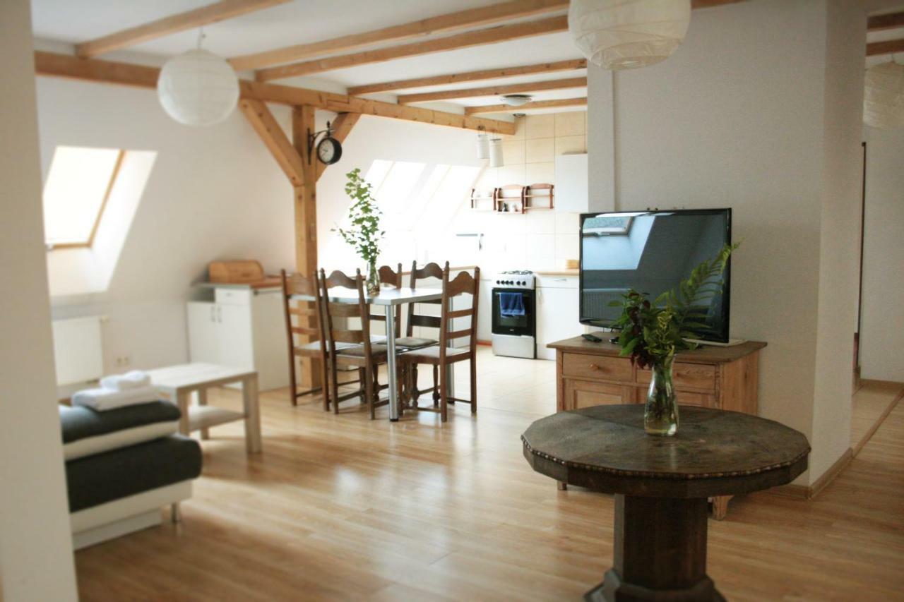 Karczma Belty Bed and Breakfast Glinno Exteriör bild