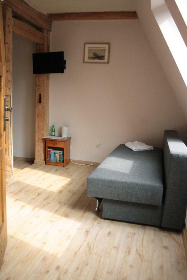 Karczma Belty Bed and Breakfast Glinno Exteriör bild