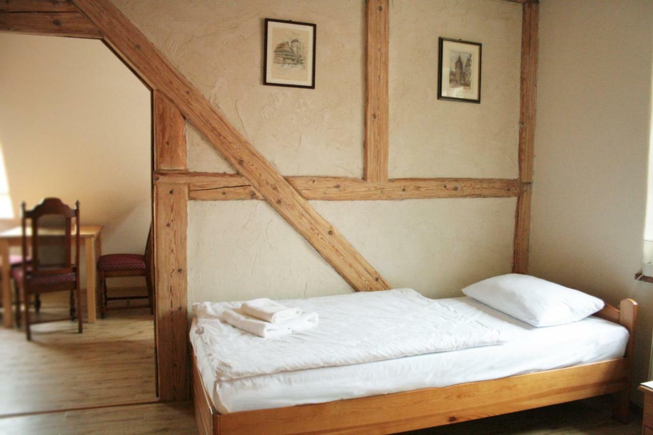 Karczma Belty Bed and Breakfast Glinno Exteriör bild