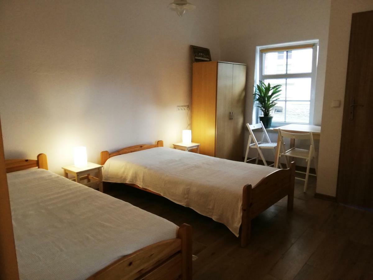 Karczma Belty Bed and Breakfast Glinno Exteriör bild