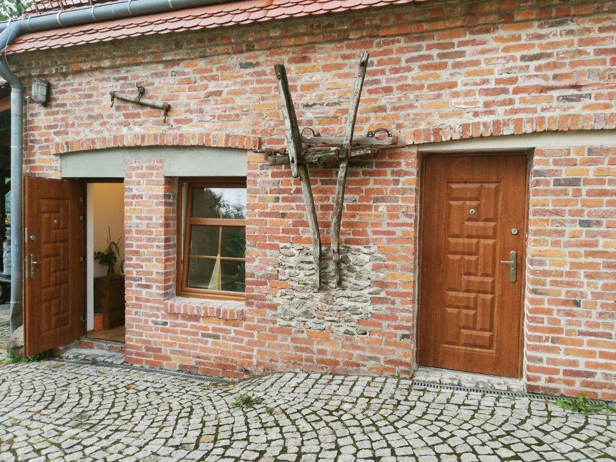 Karczma Belty Bed and Breakfast Glinno Exteriör bild